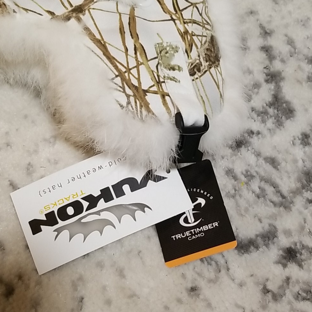 Camo Rabbit fur bomber winter hat - Picture 6 of 8